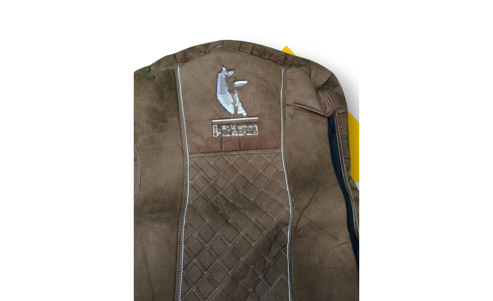 Чехлы Чехол премиум (alicanta + alicanta), КАМАЗ К5 (К73); коричневая + коричневая 112777 VimpelOFF Чехлы Чехол премиум (alicanta + alicanta), КАМАЗ К5 (К73); коричневая + коричневая 112777 VimpelOFF